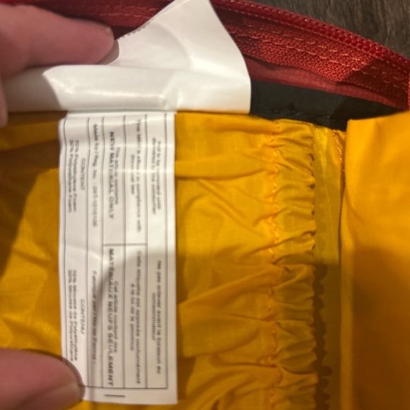 Arc'teryx Fiery Orange Backpack - Picture 5 of 8